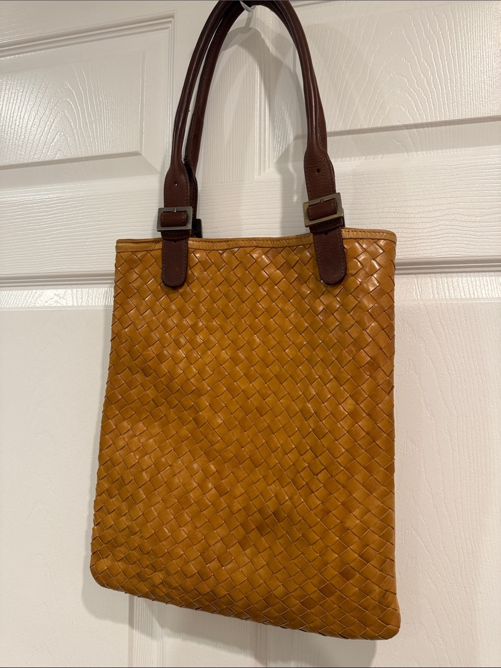 latico tan woven leather tote with brown handles - Picture 2 of 13